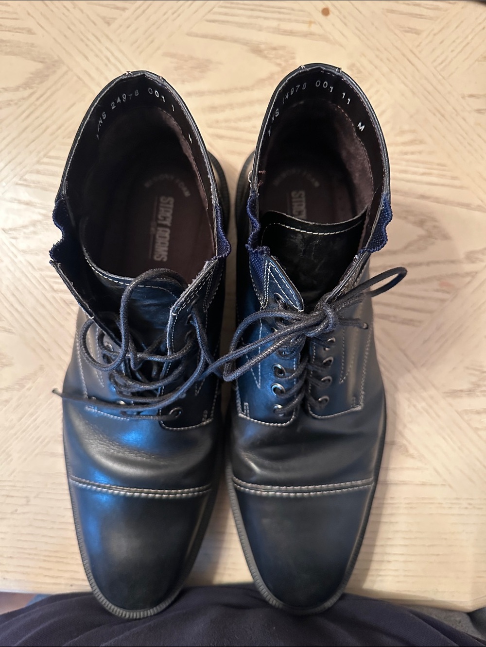 Stacy Adams Black Leather Lace-Up Oxfords
